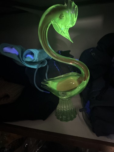 Uranium glass swan - uranium,