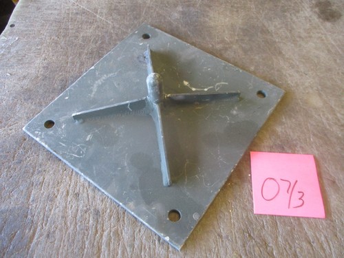 Used 10x10 antenna - 10x10", mast