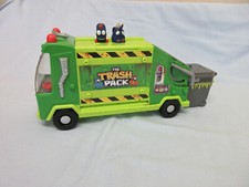Grossery Gang Trash Pack Garbage Truck + Trashies Dead Tyre, Sludge & Green Bins