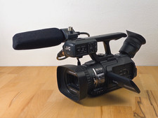 JVC GY-HM100E Professional HD camcorder digital PROHD 3CCD camera kit