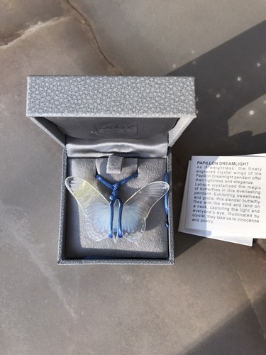Damaged lalique papillon - lalique,