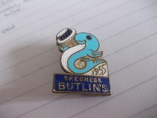Vintage butlins blue fish - blue,