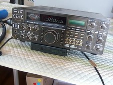 Kenwood TS-940S HF Transceiver