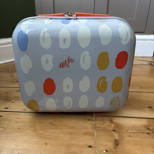 Radley london vanity cabin - london,