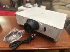 Hitachi CP-X8160 6000 Lumens