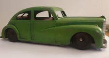 Rare Unboxed Mettoy Streamline Saloon Clockwork 810 Car (untested) in Green