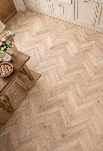 Herringbone engineered oak - herringbone,