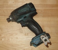 Makita XDT04 18v LXT Lithium-Ion Cordless 1/4" Hex Impact Driver - Tool Only