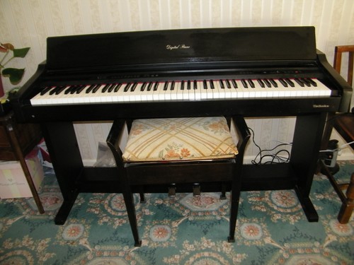 Digital piano keys used - piano, 88