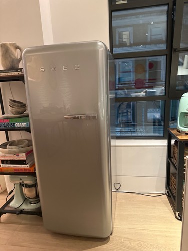 Smeg fridge freezer - smeg,
