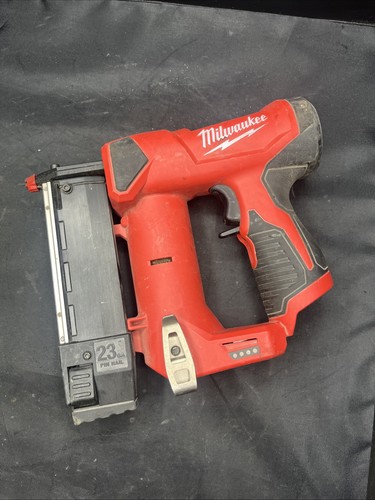 Milwaukee m12 12v - m12,