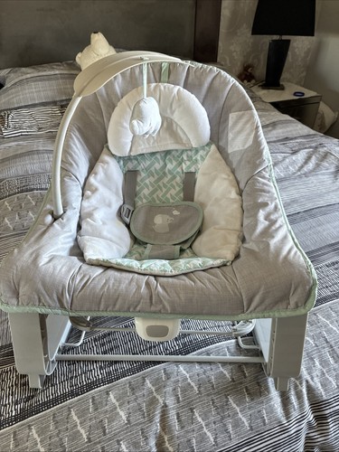 Babies rocker that vibrates - that,