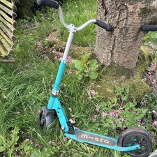 Micro Cruiser  Scooter Aqua Blue Adjustable Bars  2 Wheels Self Standing Chopper