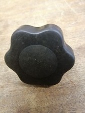 NVT 125 175 RAMBLER  SIDE PANEL AND SEAT RETAINING KNOB