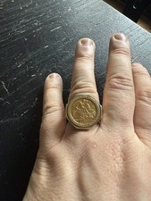 9ct Yellow Gold Half Sovereign