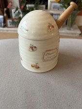 Vintage Aynsley Edwardian Kitchen Garden Honey Pot with Drizzler with sticker