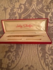 Vintage Lady Sheaffer Red
