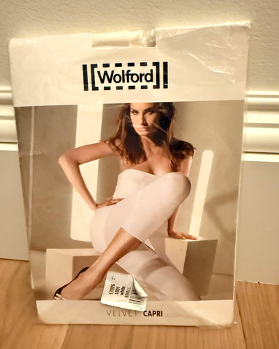 Wolford velvet capri tights - wolford,