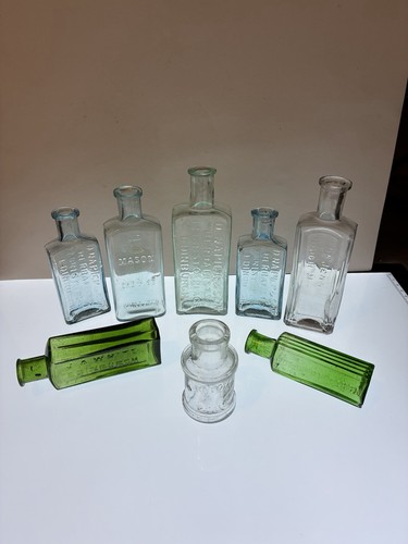 Antique vintage chemist - antique,