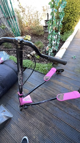 Pink flicker - pink,