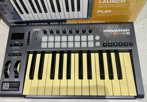 Novation launchkey midi - 25,