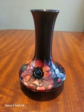 Moorcroft Anenome Flambé Vase 6in Tall. Excellent Condition
