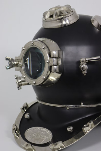 Handmade diving helmet - , deep