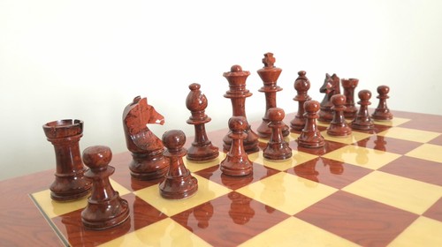 Chavet size chess set - 5,
