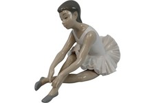 Nao Ballerina Figurine
