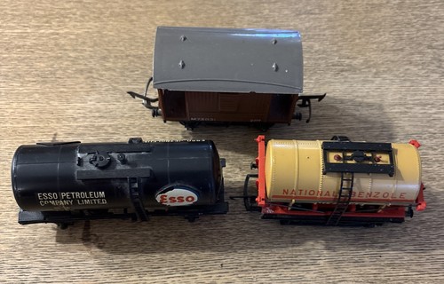 Hornby freight wagons - wagons, 3