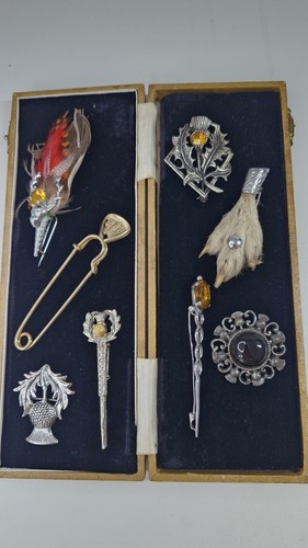 Vintage celtic jewellery - vintage,
