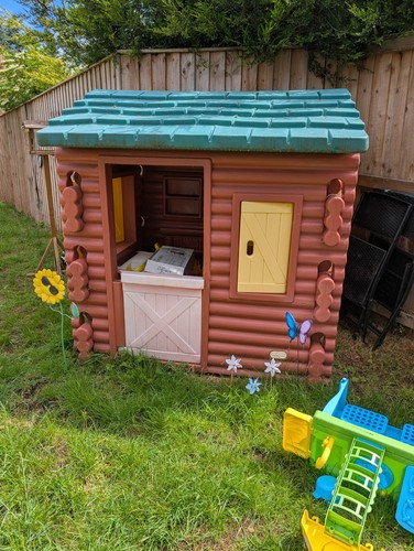Little tikes country cottage - little,