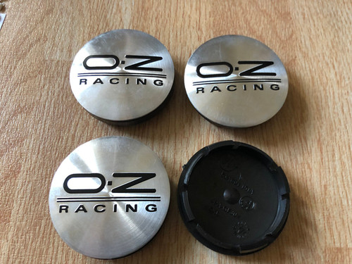 Racing wheel centre - racing, cap