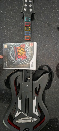 Nintendo wii guitar - guitar, hero