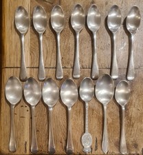 Silver cutlery set