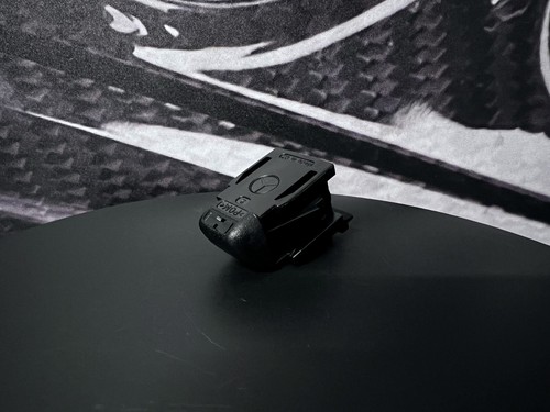New genuine mercedes benz w211 - new,