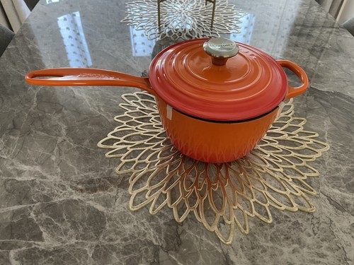 Creuset cast iron - le,
