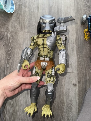 Lanard predator movie figure - lanard,