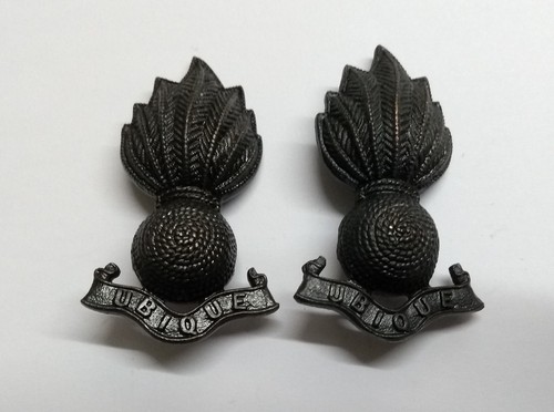 Royal artillery collar dogs - artillery,