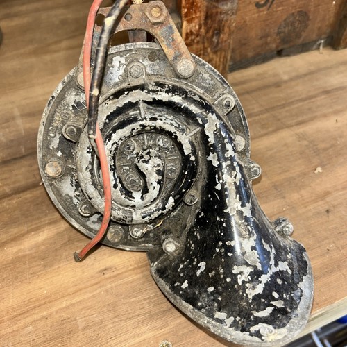 Lucas snail horn 12volt - lucas,