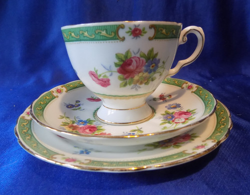 Tuscan lowestoft green china - tuscan,