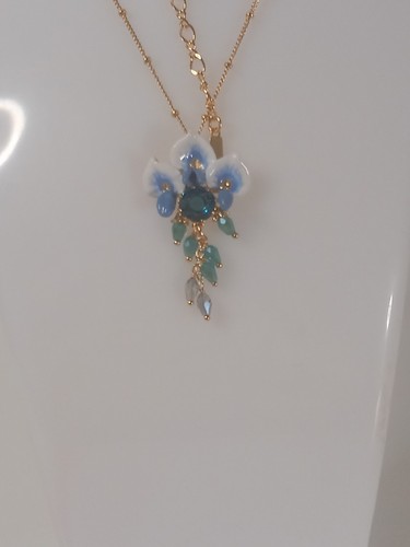 Les nereides wisteria necklace - les,