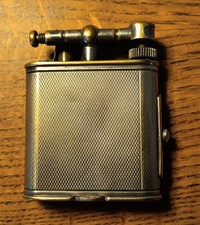 Dunhill Lift Arm Petrol