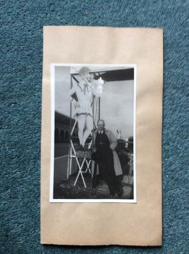 V7a original photograph - v7a,