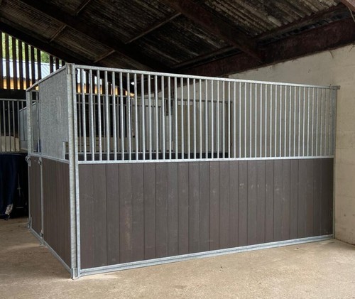 Internal stables high bar - stables,