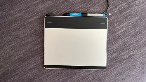 Wacom intuos pen touch - intuos, small