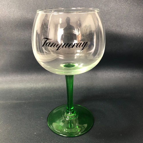 Tanqueray gin green stem - -,