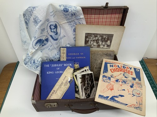 Old suitcase bundle - old, of