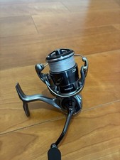 Daiwa CALDIA FC LT2500S Spin Reel + Gomexs Reel Stand, Used, 9/10cm