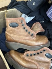 Dr Martens Buzz Boots Brown